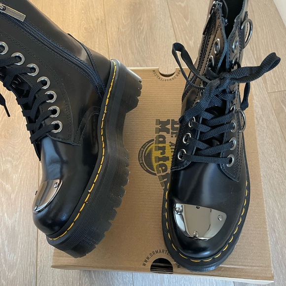 Dr. Martens Jadon Alt Black Leather Boots with Steel Toe - Picture 4 of 11